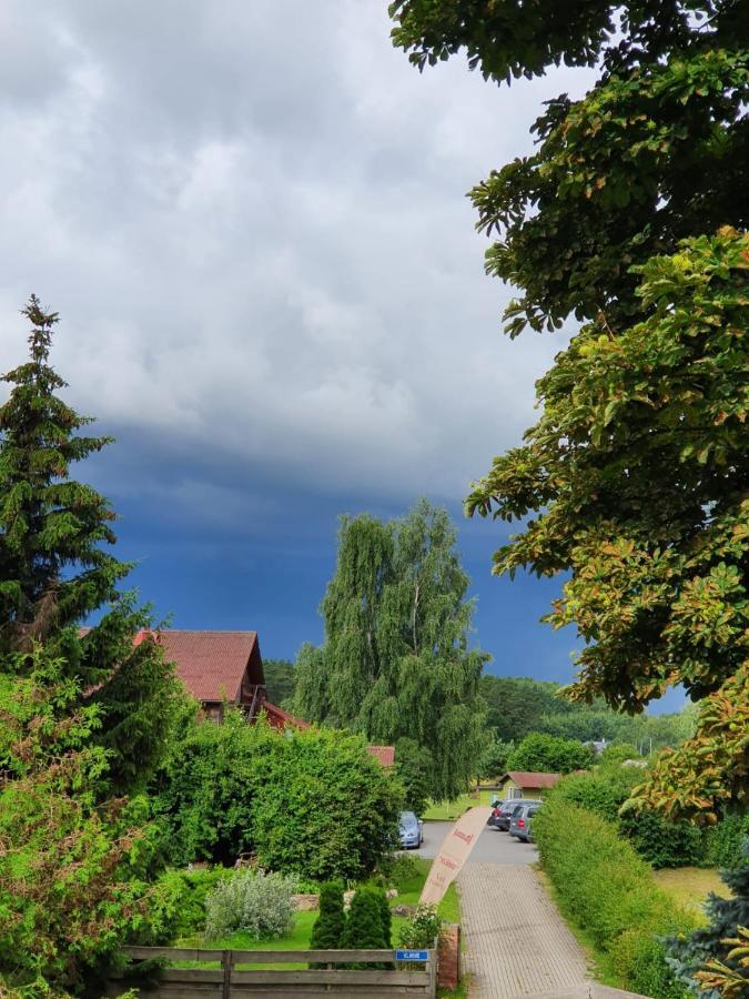 Отель Viesu Nams Klanas Энгурес Экстерьер фото